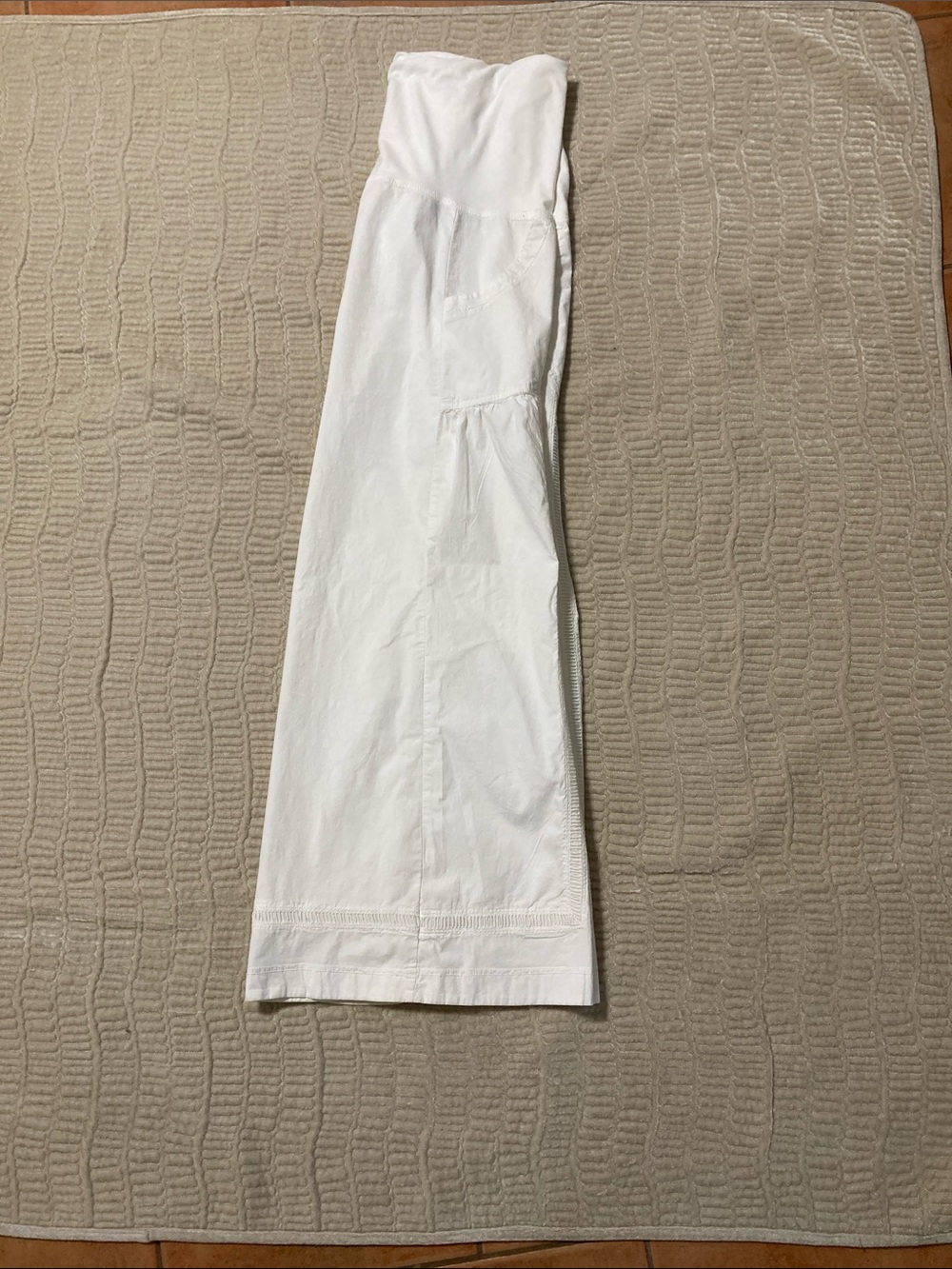 High-Rise White Wide-Leg Cotton Pants. Perfect for summer vacation. - Picture 10 of 13